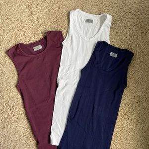 Bundle- 3 Athleta tanks- size small